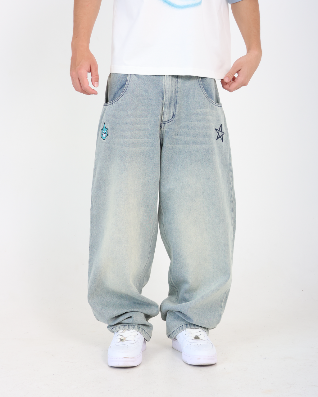 BLACK STAR JEANS
