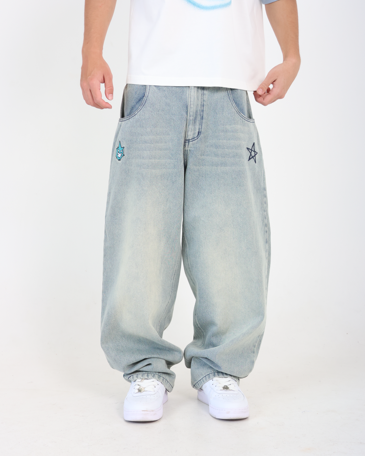 BLACK STAR JEANS
