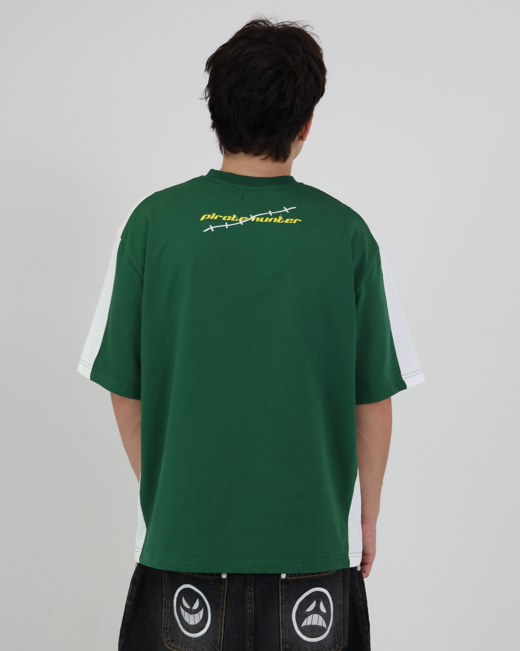 PIRATE HUNTER TEE
